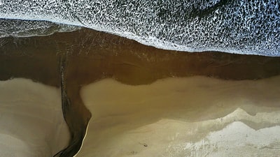 无人机的海洋洗沙滩海岸线上拱斗篷,俄勒冈州,美国
